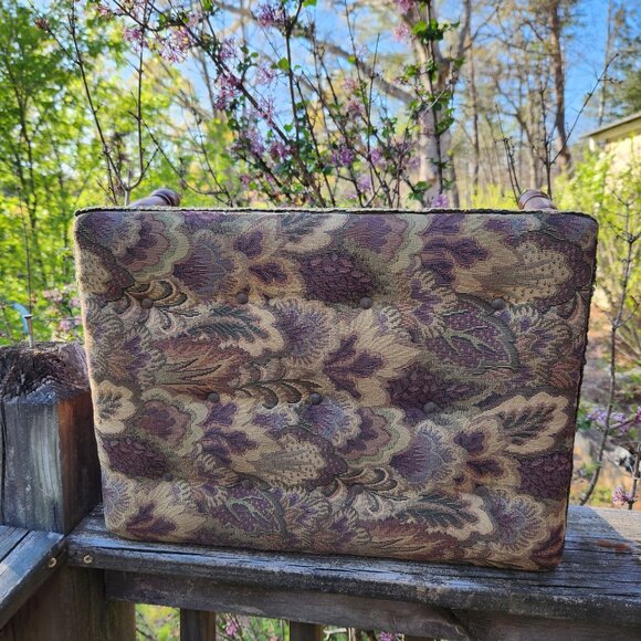 Vintage Wooden Footstool With Floral Tapestry Cushion French country Cottage cor - Picture 2 of 11